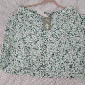 H&M Green and White Leaf Print Mini Skirt